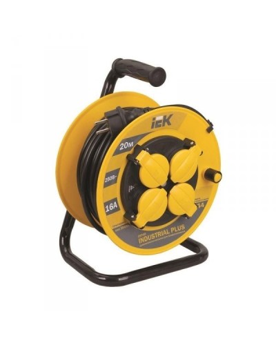 УК30 4 места 30м (WKP15-16-04-30-44). Удлинитель на катушке Industrial plus. IEK в Сургуте